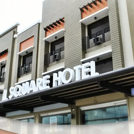L Square Hotel
