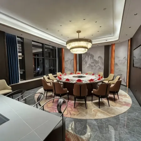 Macheng Lunwei International Hotel