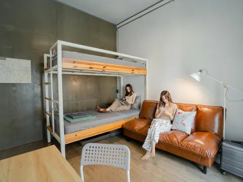 Hybrit hostel&cafe