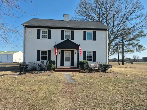 The Farm House at Hunting Creek - 4-Star