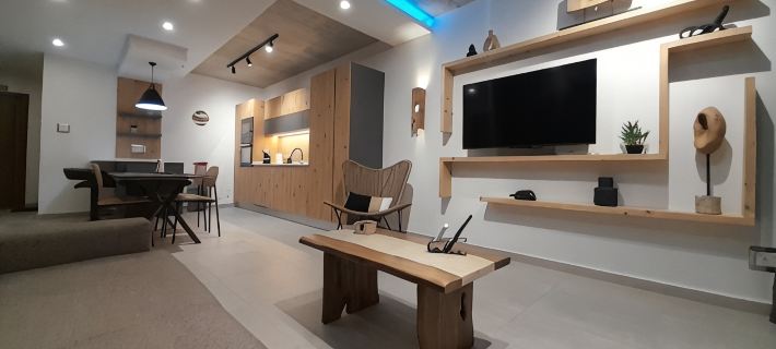 Urban Industrial style apartment Hotels in Bugibba