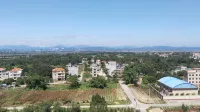 東興城市熱戀オーシャンビューホテル（萬尾金灘）