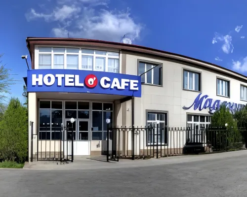 Madanur Hotels in Ak-Su