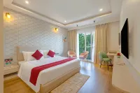 Sterling Ameris Kasauli - balcony