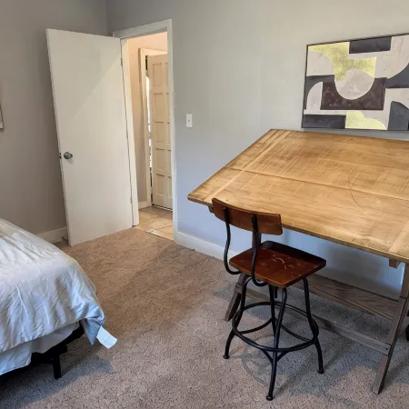The Amazing 4 Bed 2 Bath of Independence
