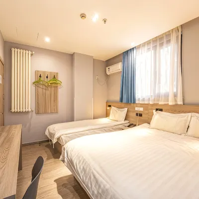 Liru Tujia Hostel Hotels near Fuxingmen Station