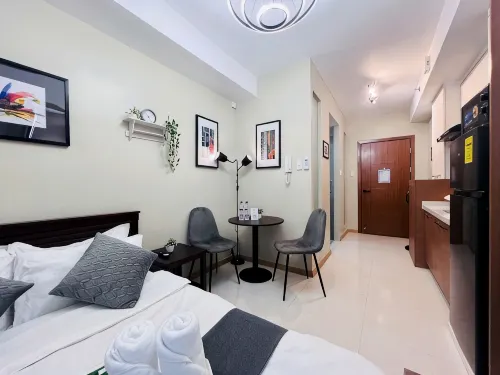 Citispace 1BR Suite at Sunshine100 Near BGC #SS04