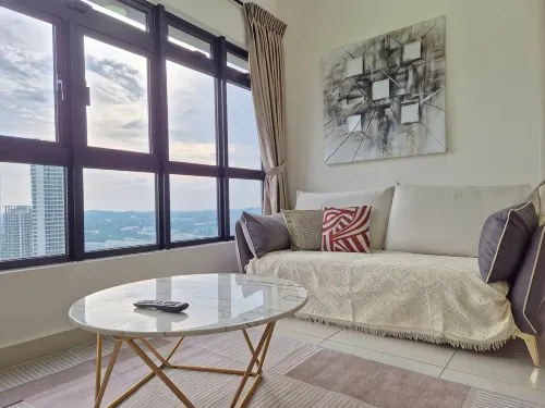 [Next to Lego Land] - Medini Family Suites for 3 - Pet friendly