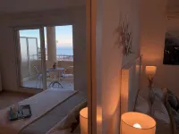 By the sea, calm studio with terrace, near Monaco.