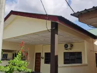 Homestay Che Wan Hotels near Sultan Haji Ahmad Shah Airport