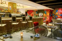 Trademark Hotel, a Member of Design Hotels - bar