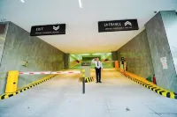 Bayprime Hotel - parking