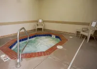 Best Western Plus Frontier Inn - جاكوزي