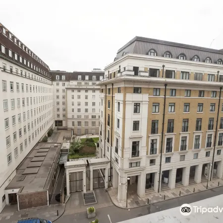 Premier Inn London County Hall Отели рядом с достопримечательностью «Театр Олд-Вик»