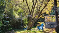 Idyllwylde: Pet-Friendly, Renovated Vintage  Cabin, Close to Town and River - WiFi