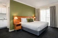 Leisure Inn Spires