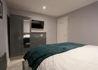 Indigo Apartment is a quaint one bedroom apartment in the heart of Ballycastle.