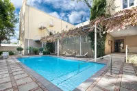 Queen's Residences by Bon Hotels - 3-Star