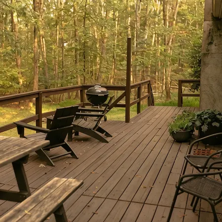 The Gray Chalet - Dog Friendly • Near Lake Wallenpaupack
