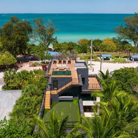 Luxury Beachfront Home! Steps to Beach and Shopping and Sweeping Bay Views!