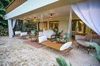 Tropical Bali Villa Near El Yunque & Beach