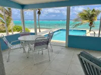NO BIG TING - Beautiful Oceanfront Beach House, Snorkel Paradise w/ Private Pool - piscina