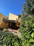 La Buganvilla: a cozy cottage with garden near the center of Sirolo - Wifi