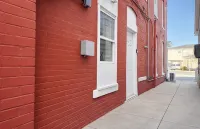 The Cardinal A / King 1BD/1BA Studio Apt - 4-Star