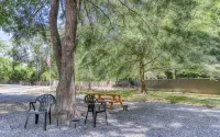 Howdy Darlin’ Cozy Studio, Pets Welcome, low cleaning fee - Condos