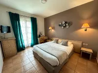 Hôtel et Restaurant Logis le Mas de Mon Père - 3 ดาว