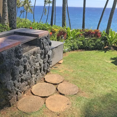 STUNNING OCEANFRONT PENTHOUSE 2Bd/2Ba *Fully Renovated, Pool * Poipu Palms Koloa
