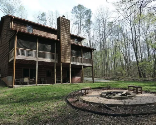 6  Bedrooms, 3 1/2 Baths, WiFi, Dog Friendly, Pool Table, Hot Tub, Fire Pit Hotels in Ellijay
