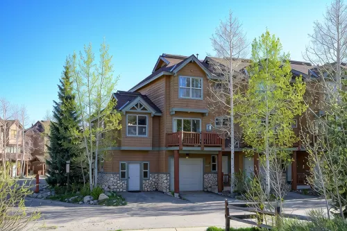 Luxury Townhouse in Winter Park - Private Hot Tub & Decks - con encanto