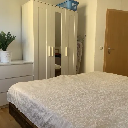 Quiet apartment on the outskirts of the city