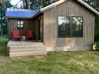 Little Sisu - Nordic Hideaway on Silverthorn Lake Hotels in Lenroot