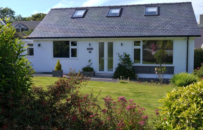 Spacious and modern family holiday home