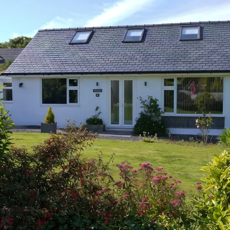 Spacious and modern family holiday home