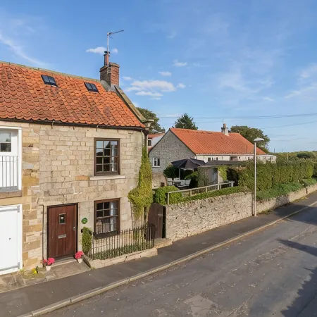 The Cottage Gillamoor York, with wood burner, wifi and good local pub