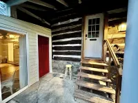 Historic home nestled in the heart of horse and wine country. Kids/pet friendly! - WiFi