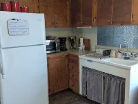 Charming 2-bedroom cottage in the great little town of Dillon with WiFi Hotels in Dillon