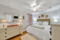 Private Pool! 3 Blks to Beach Access! West Destin, Next to the Henderson!