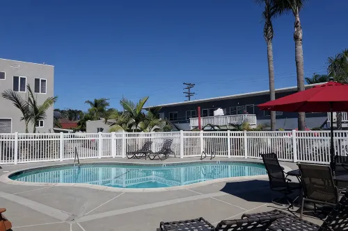 Premium Coastal Getaway: A Seaside Retreat Unit G - Condos