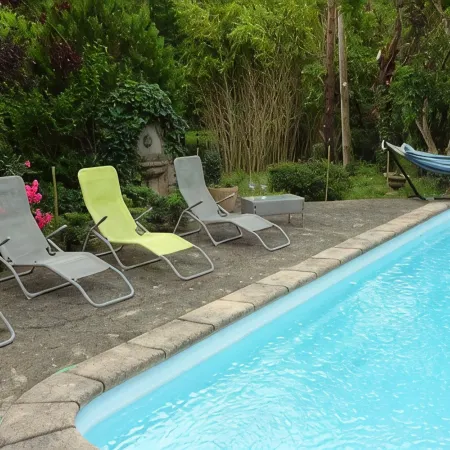 Spacious villa in theAude close to the sea, mountains, history and vineyards!