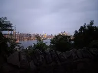 Cozy 3 BR for U Near Manhattan View, 15 Min to NYC ウェスト・ニューヨークのホテル