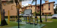 Excellent 3-Bedroom Apartment, Furnished, Oceanfront, with Maid Service.
