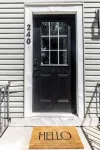 Stylish & Comfy Downtown Retreat: Queen Bed + Sofa Bed - Laundry - Free Parking! Hotels in 