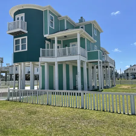 Beach house in West End Galveston