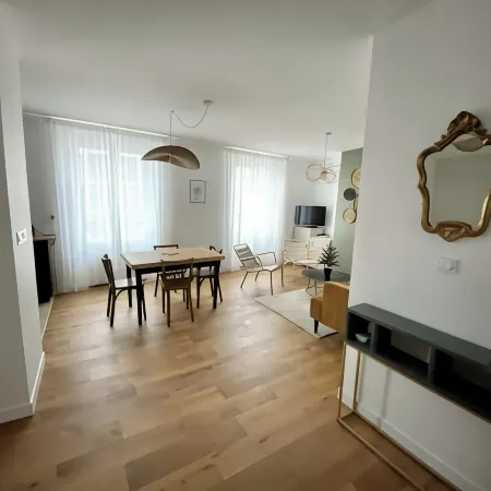 Champagne! Spacious apartment