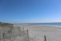 Oceanfront Cottage with Great Views! - balcony