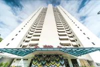 Batu Ferringhi Luxury Seaview Suite - 3Br 酒店